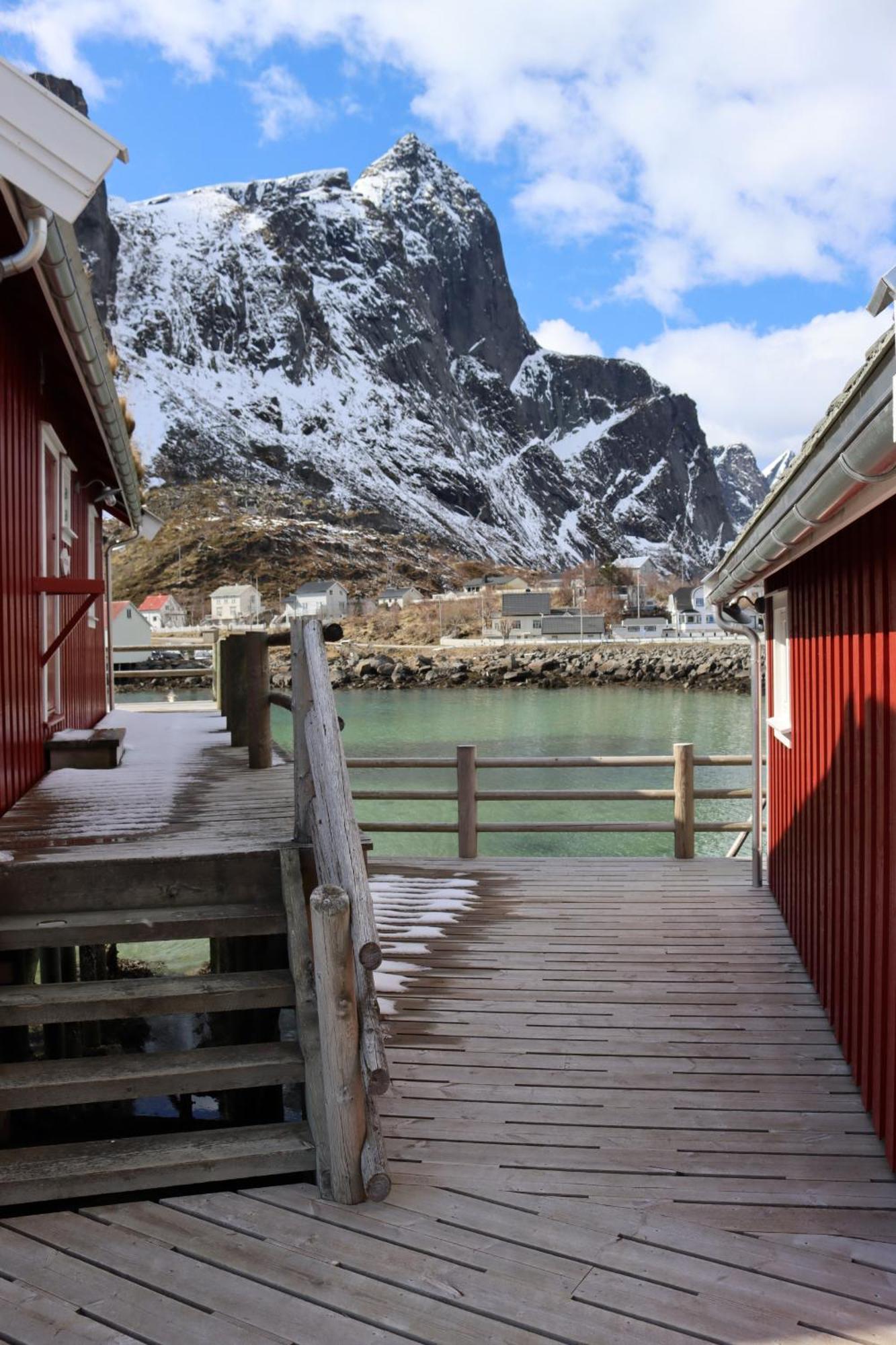 Valen Cabins In Reine Esterno foto